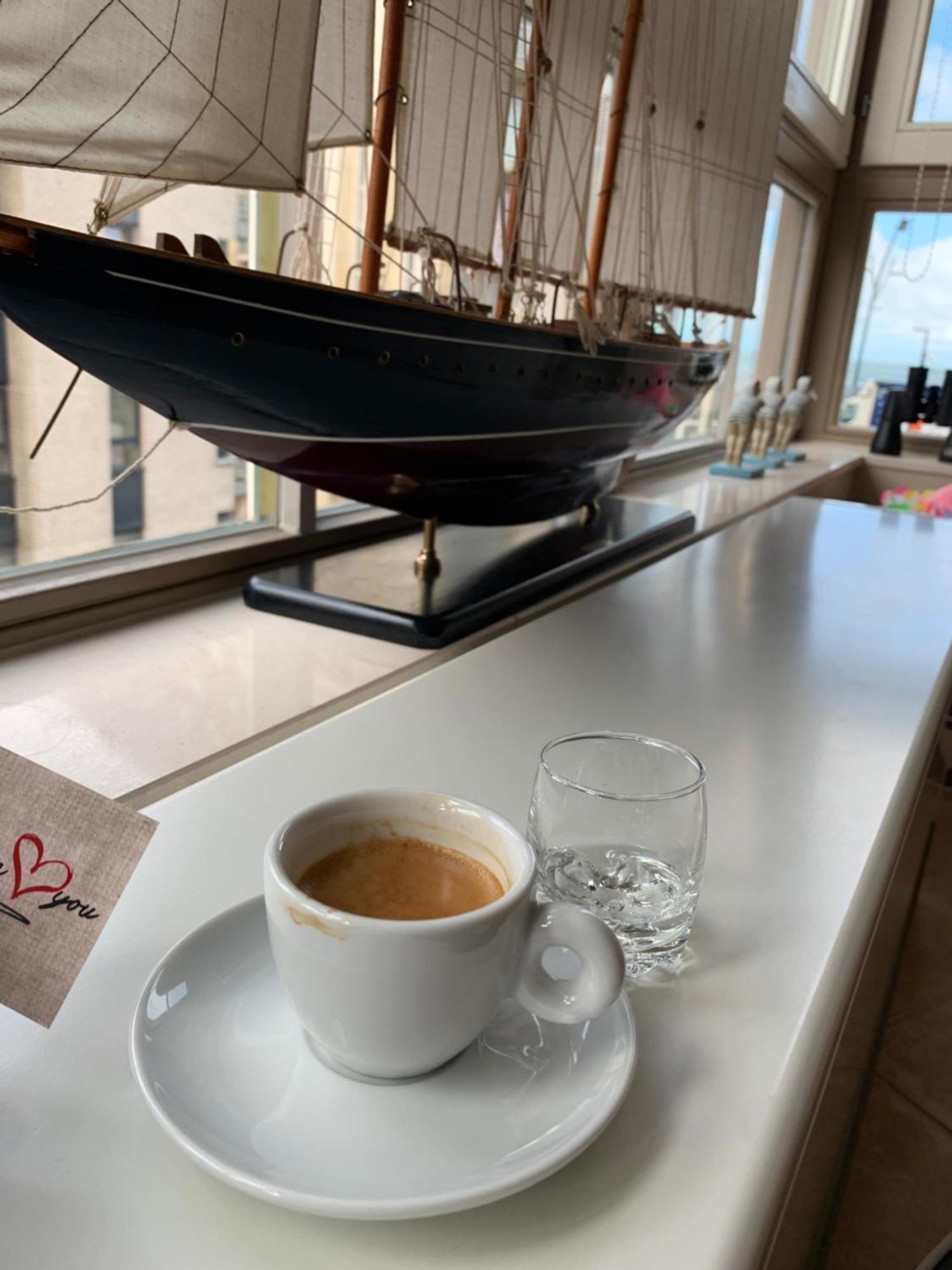 Almare Apartment Blankenberge Bagian luar foto
